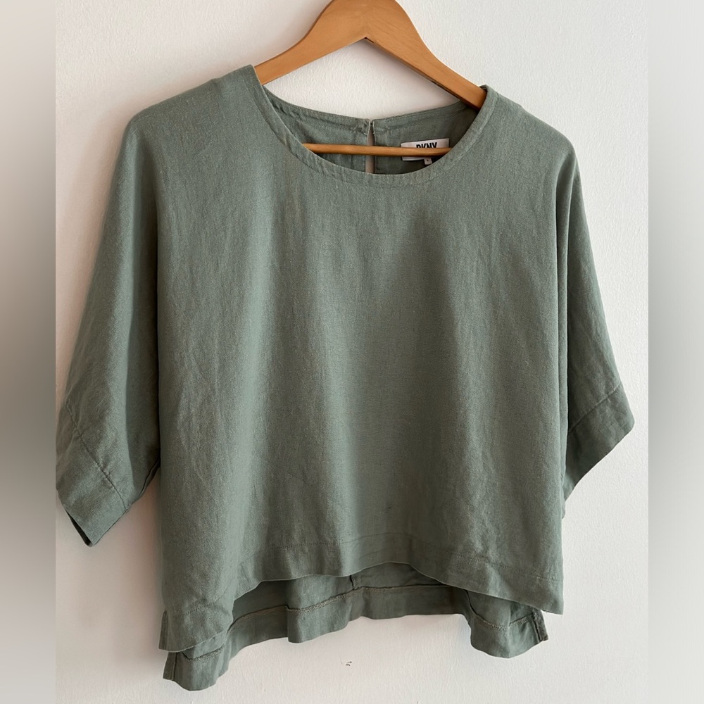 DKNY Pure Drop Shoulder Boxy Linen Cropped Top Pullover In Harmony Green